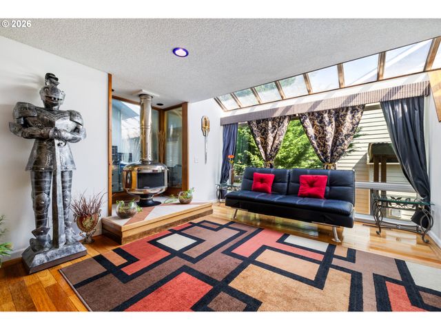 17589 Sw SARALA St, Beaverton, OR 97007