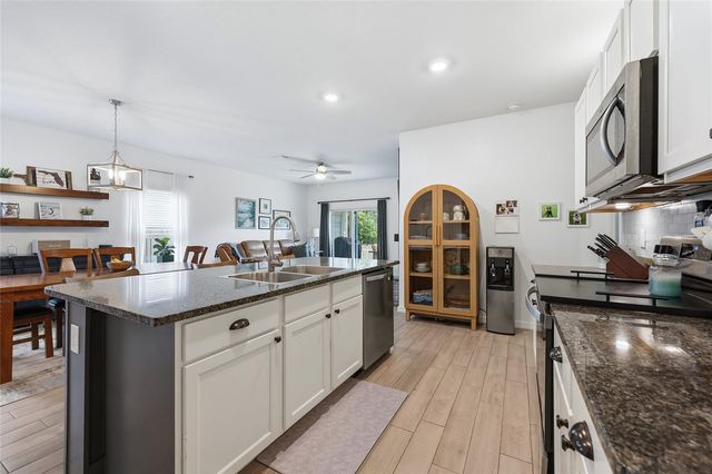 1461 NW 136TH BOULEVARD, Newberry, FL 32669