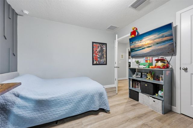 1461 NW 136TH BOULEVARD, Newberry, FL 32669