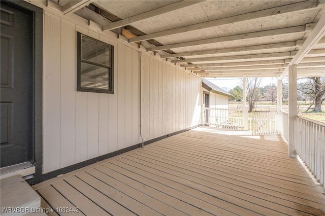 475616 E 1060 Road, Muldrow, OK 74948