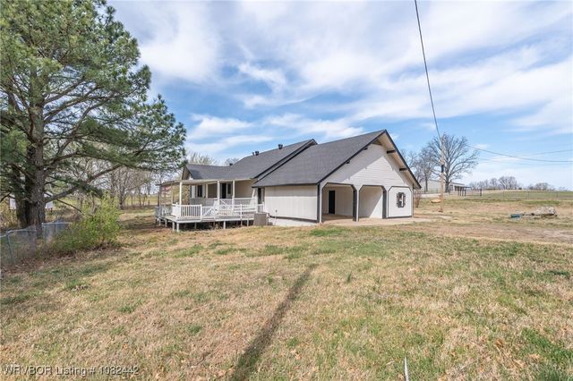 475616 E 1060 Road, Muldrow, OK 74948