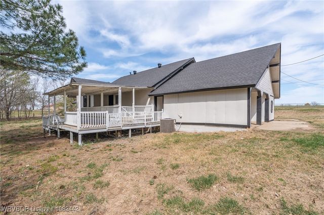 475616 E 1060 Road, Muldrow, OK 74948