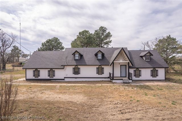 475616 E 1060 Road, Muldrow, OK 74948