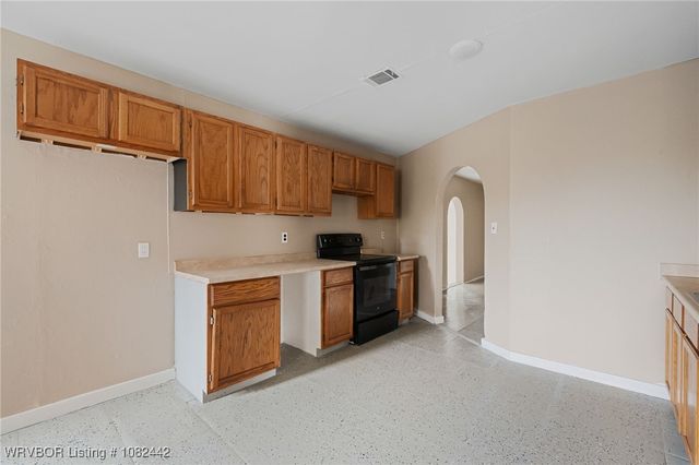 475616 E 1060 Road, Muldrow, OK 74948