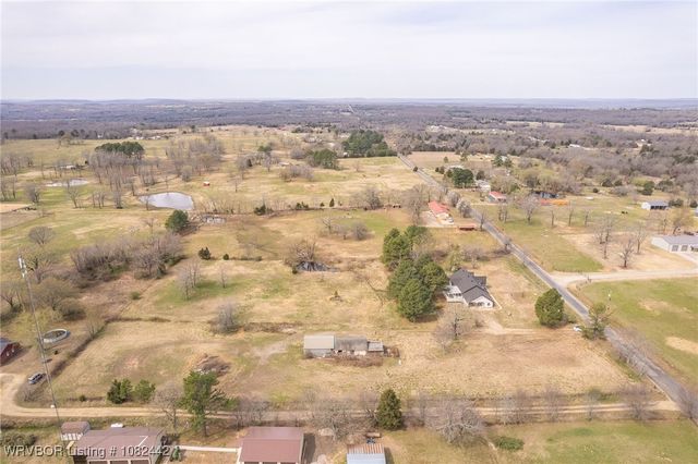 475616 E 1060 Road, Muldrow, OK 74948