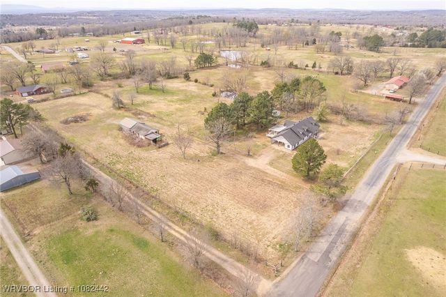 475616 E 1060 Road, Muldrow, OK 74948