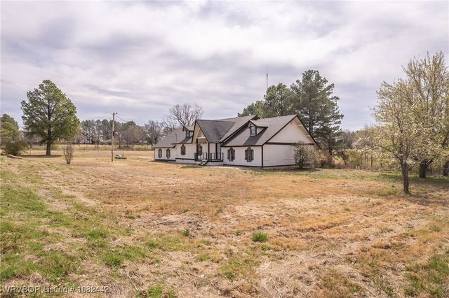 475616 E 1060 Road, Muldrow, OK 74948