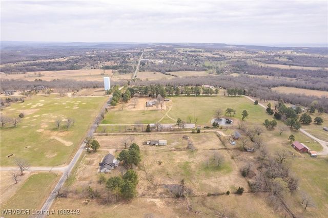 475616 E 1060 Road, Muldrow, OK 74948