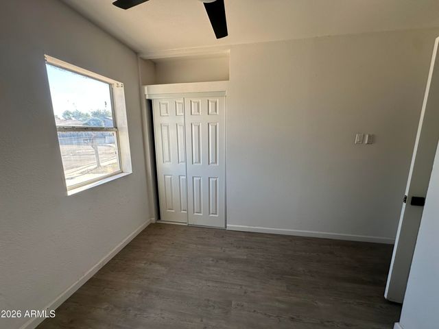 8602 N 56TH Drive, Glendale, AZ 85302