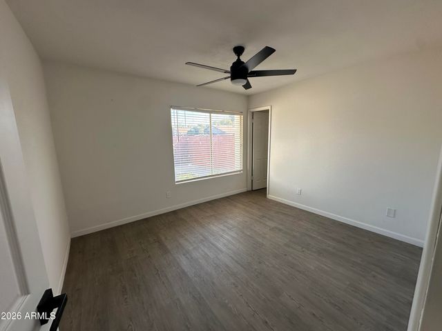 8602 N 56TH Drive, Glendale, AZ 85302