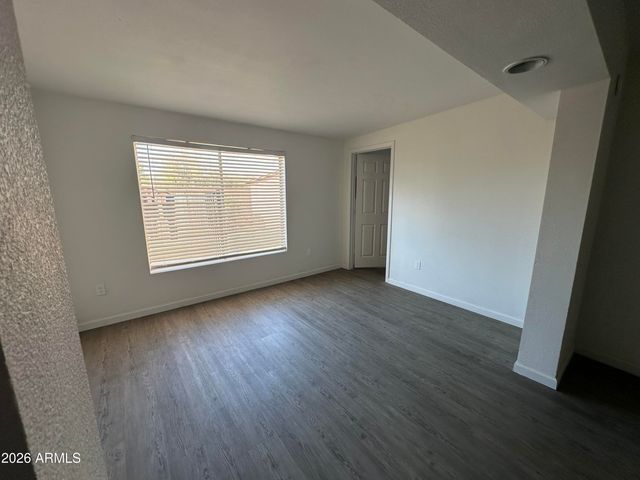 8602 N 56TH Drive, Glendale, AZ 85302