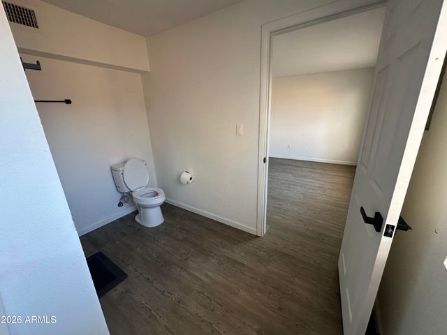 8602 N 56TH Drive, Glendale, AZ 85302