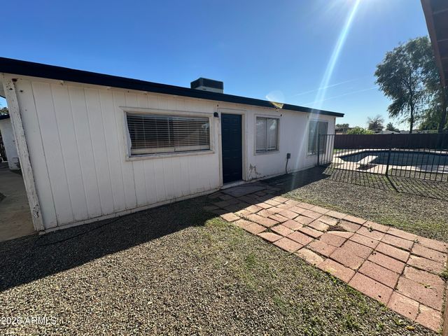 8602 N 56TH Drive, Glendale, AZ 85302