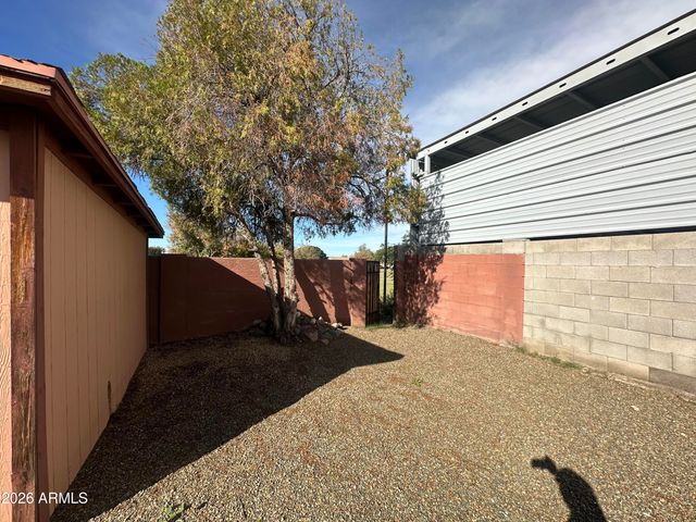 8602 N 56TH Drive, Glendale, AZ 85302