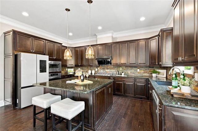 360 Dewpoint Lane, Johns Creek, GA 30022