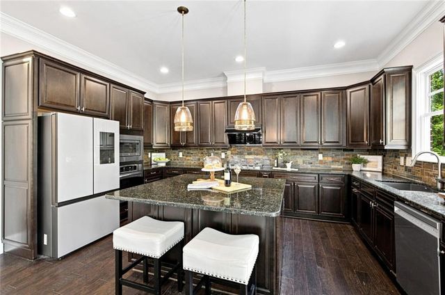 360 Dewpoint Lane, Johns Creek, GA 30022