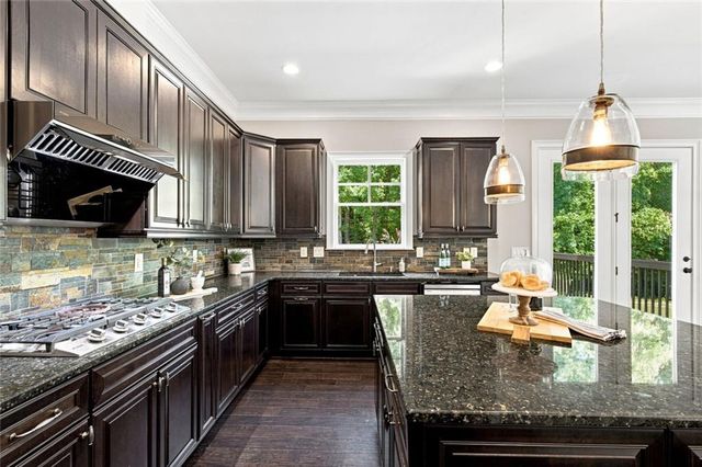 360 Dewpoint Lane, Johns Creek, GA 30022