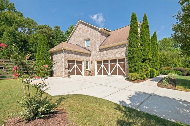 360 Dewpoint Lane, Johns Creek, GA 30022