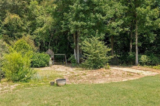 360 Dewpoint Lane, Johns Creek, GA 30022