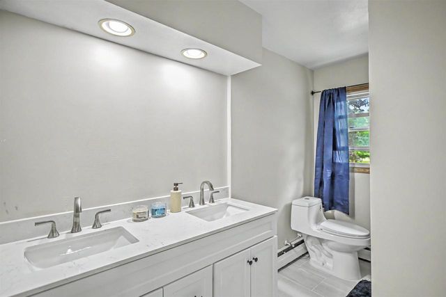 1925 Elka Lane, Madison, WI 53704