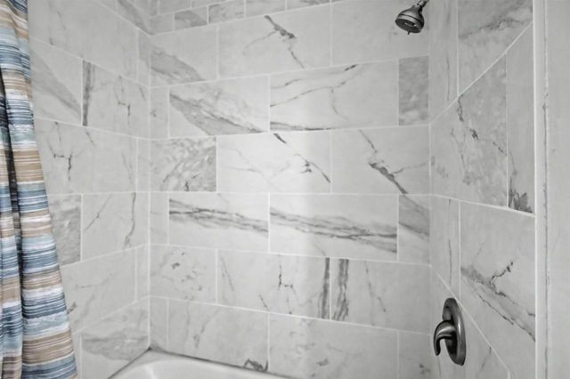 1925 Elka Lane, Madison, WI 53704