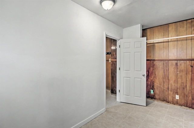 1925 Elka Lane, Madison, WI 53704