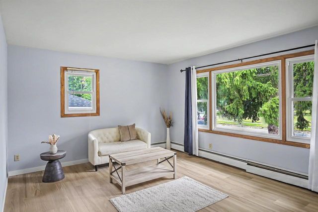 1925 Elka Lane, Madison, WI 53704