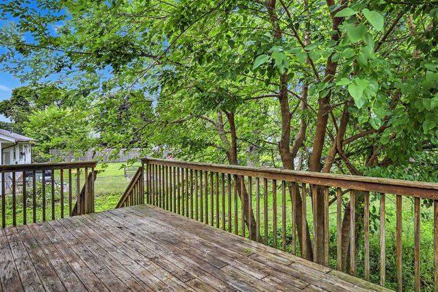 1925 Elka Lane, Madison, WI 53704