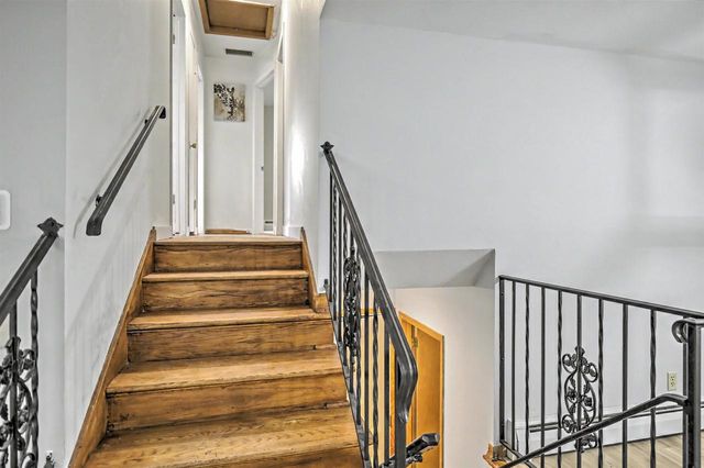 1925 Elka Lane, Madison, WI 53704