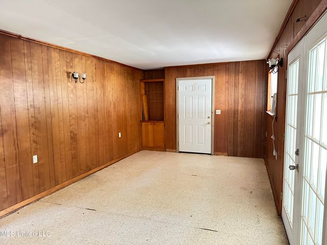 1628 Dry Creek Road, Magee, MS 39111