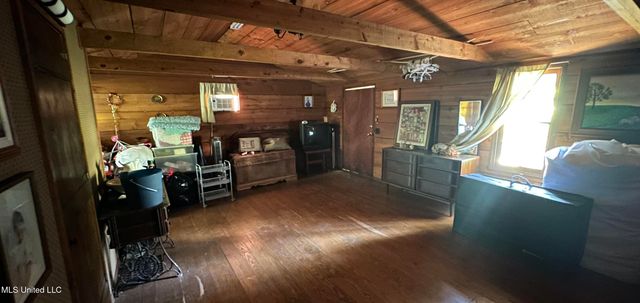 1628 Dry Creek Road, Magee, MS 39111