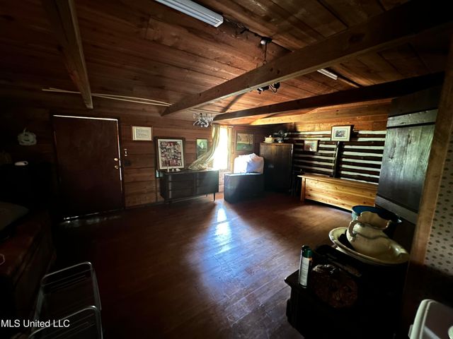 1628 Dry Creek Road, Magee, MS 39111