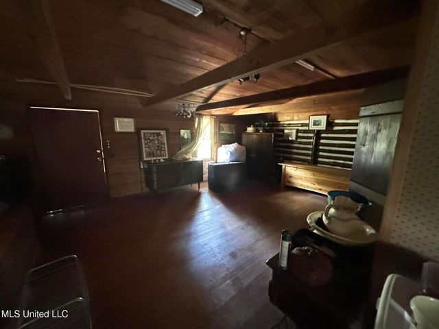1628 Dry Creek Road, Magee, MS 39111