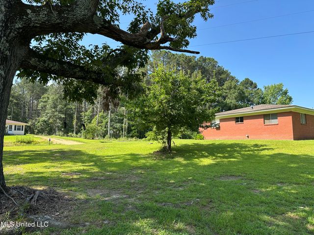 1628 Dry Creek Road, Magee, MS 39111