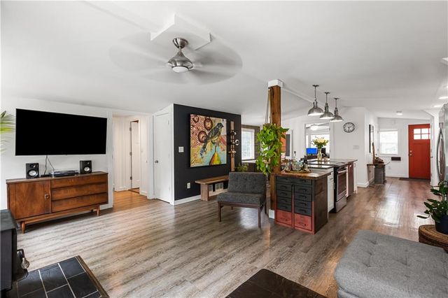 5701 E 56th Street, Kansas City, MO 64130