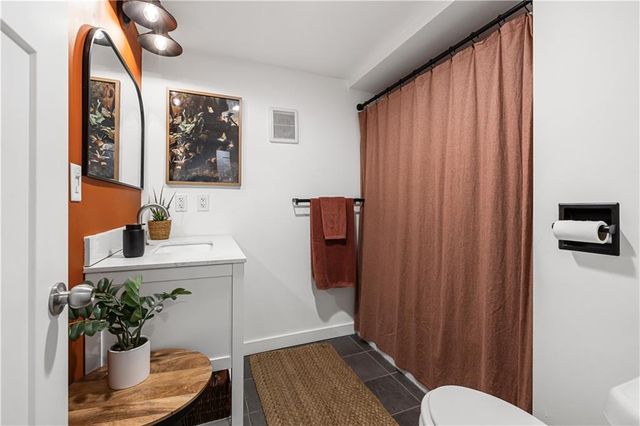 5701 E 56th Street, Kansas City, MO 64130