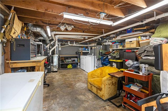 5701 E 56th Street, Kansas City, MO 64130