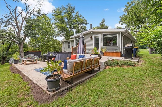 5701 E 56th Street, Kansas City, MO 64130