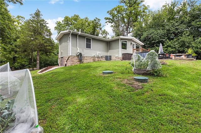 5701 E 56th Street, Kansas City, MO 64130