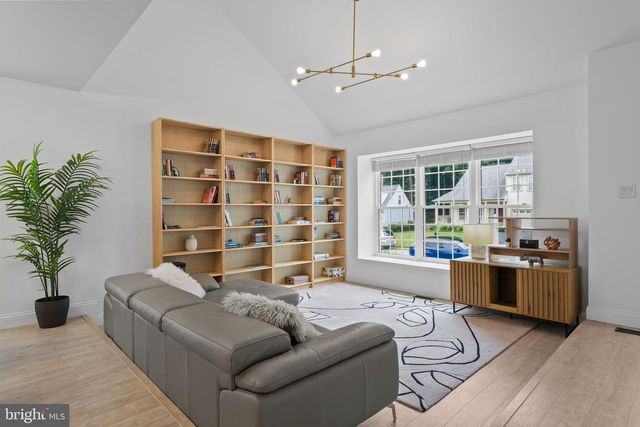 9030 CHESTNUT RIDGE RD, Fairfax Station, VA 22039