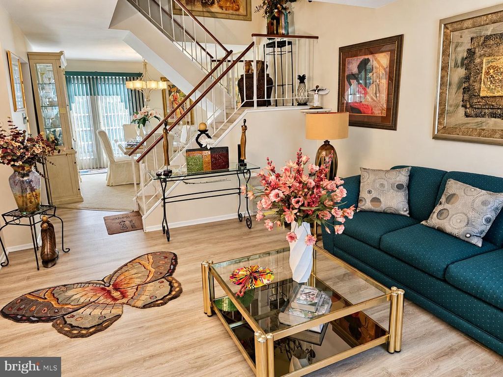 8409 GIBBS PL, PHILADELPHIA, PA 19153 — photo 2