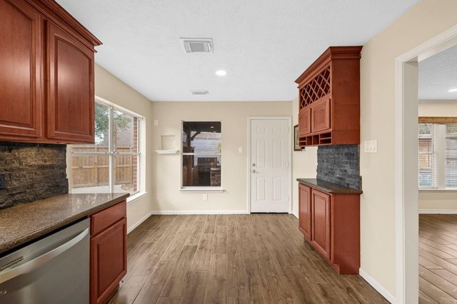 2602 Cloverfield Court, Pearland, TX 77584