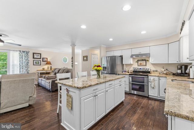 1013 AQUIA DR, Stafford, VA 22554