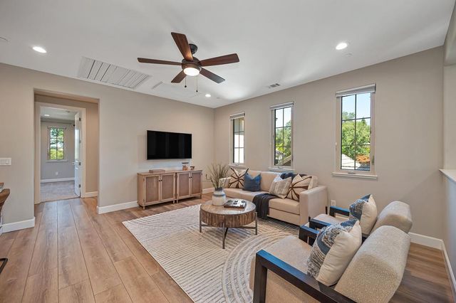 6142 Western Sierra Way, El Dorado Hills, CA 95762