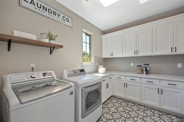 6142 Western Sierra Way, El Dorado Hills, CA 95762