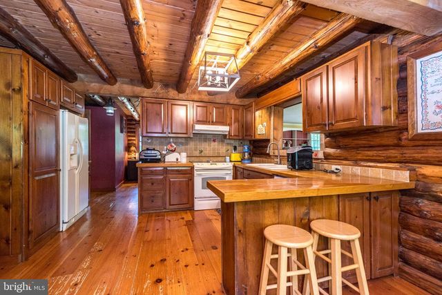 1502 MISSION RD, Quakertown, PA 18951