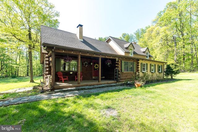 1502 MISSION RD, Quakertown, PA 18951