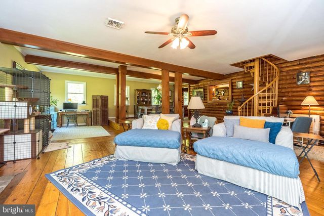 1502 MISSION RD, Quakertown, PA 18951