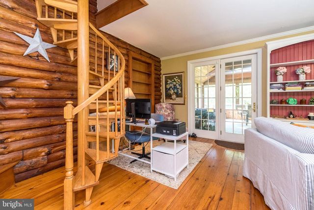 1502 MISSION RD, Quakertown, PA 18951