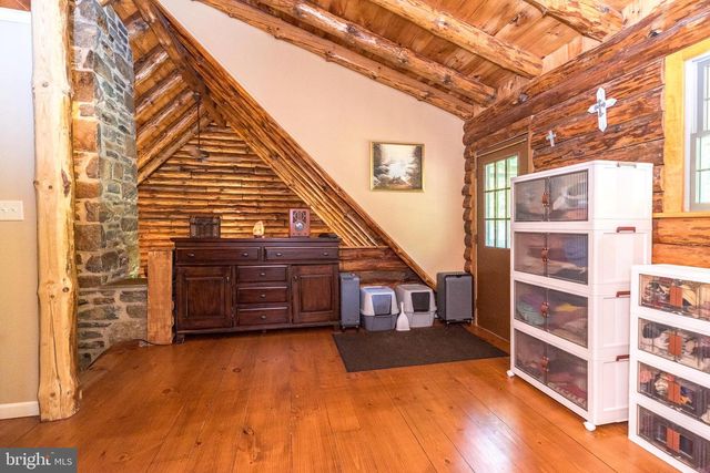 1502 MISSION RD, Quakertown, PA 18951